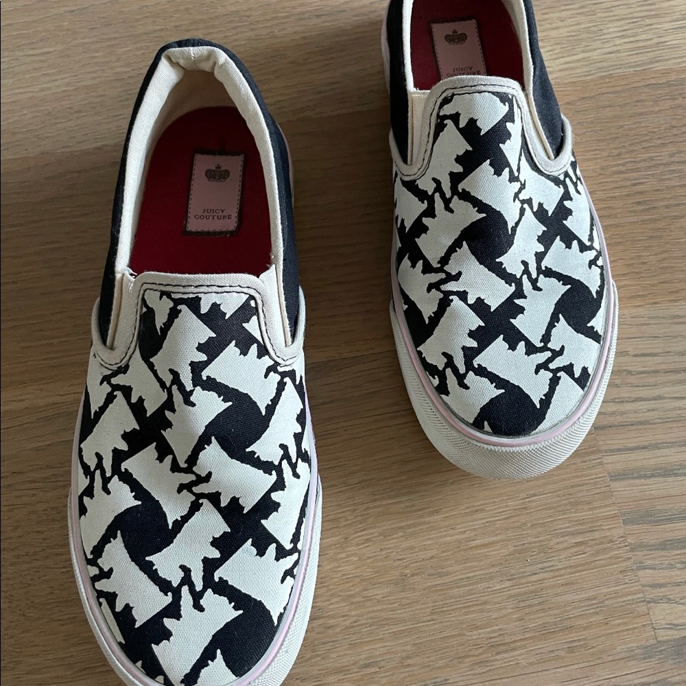Juicy Couture Slip On Sneakers